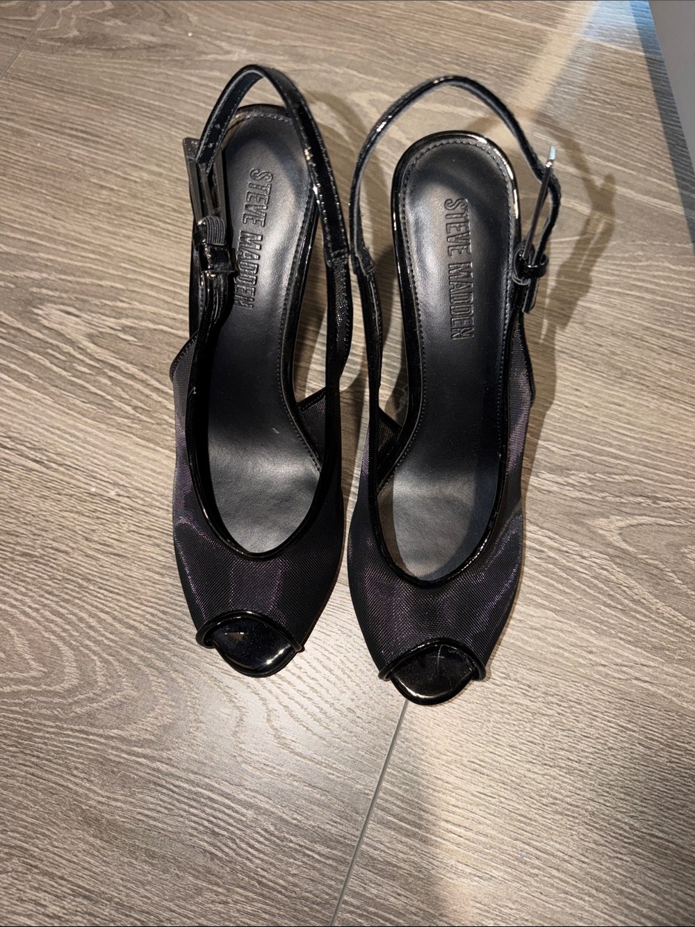 NEVER WORN Steve Madden Black Slingback Peep-Toe Heels with Subtle Purple Sheen